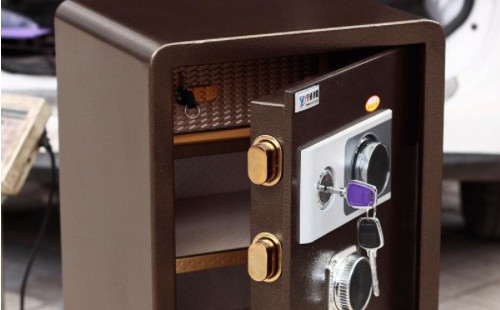 專業開各種類型保險箱鎖24小時服務 專業開各種類型保險箱鎖24小時服務